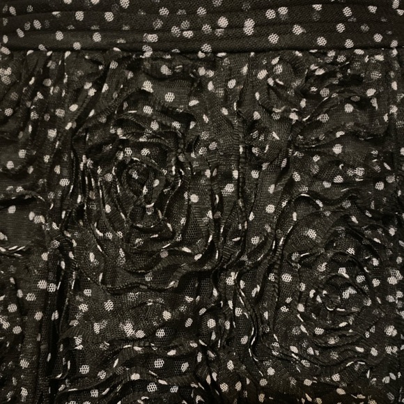 Adrianna Papell Black/White Polka Dot Dress with 3D Rose Chiffon Size: 14 Formal - Picture 5 of 10